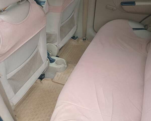 Синий Шевроле Авео, объемом двигателя 1.6 л и пробегом 240 тыс. км за 3700 $, фото 2 на Automoto.ua