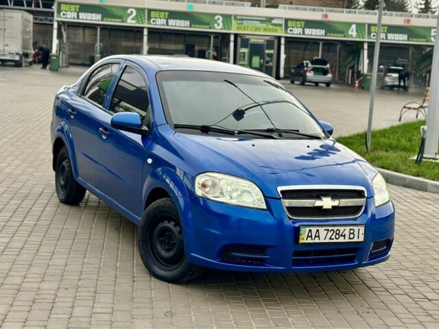 Синий Шевроле Авео, объемом двигателя 1.5 л и пробегом 200 тыс. км за 2999 $, фото 2 на Automoto.ua