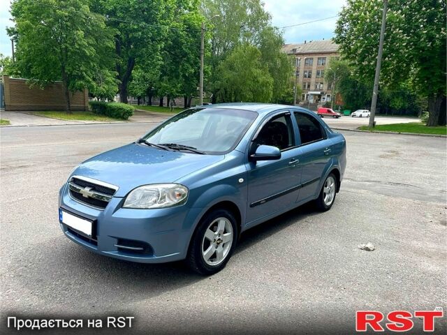Синий Шевроле Авео, объемом двигателя 1.4 л и пробегом 144 тыс. км за 4999 $, фото 1 на Automoto.ua