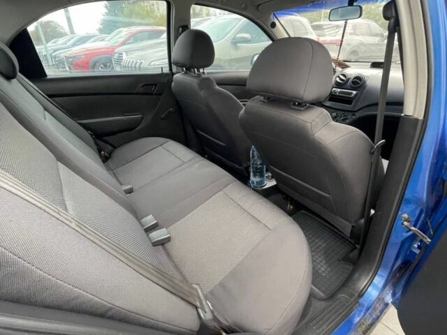 Синий Шевроле Авео, объемом двигателя 1.5 л и пробегом 380 тыс. км за 2300 $, фото 12 на Automoto.ua