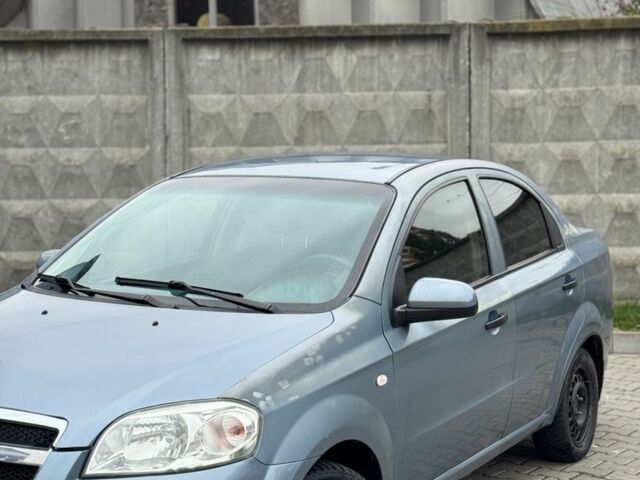 Синий Шевроле Авео, объемом двигателя 1.5 л и пробегом 260 тыс. км за 2499 $, фото 2 на Automoto.ua