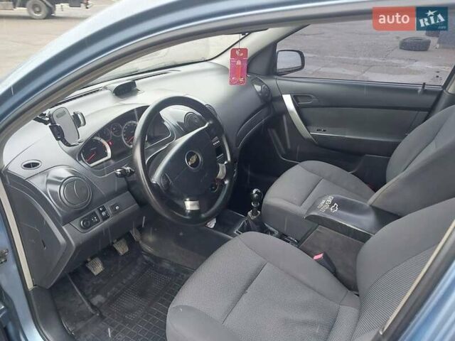 Синий Шевроле Авео, объемом двигателя 1.5 л и пробегом 302 тыс. км за 3450 $, фото 4 на Automoto.ua