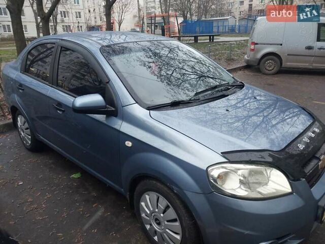 Синий Шевроле Авео, объемом двигателя 1.5 л и пробегом 302 тыс. км за 3450 $, фото 1 на Automoto.ua