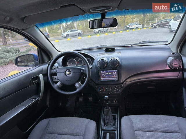Синий Шевроле Авео, объемом двигателя 1.5 л и пробегом 300 тыс. км за 3499 $, фото 15 на Automoto.ua