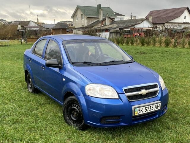 Синий Шевроле Авео, объемом двигателя 1.5 л и пробегом 212 тыс. км за 2450 $, фото 4 на Automoto.ua