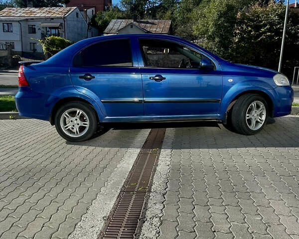 Синий Шевроле Авео, объемом двигателя 1.5 л и пробегом 293 тыс. км за 3400 $, фото 1 на Automoto.ua