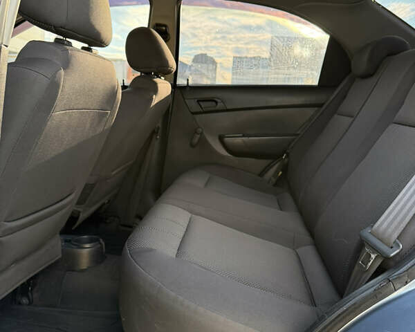 Синій Шевроле Авео, об'ємом двигуна 1.5 л та пробігом 290 тис. км за 3700 $, фото 30 на Automoto.ua