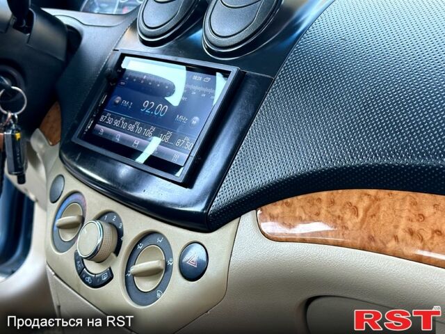 Синий Шевроле Авео, объемом двигателя 1.6 л и пробегом 163 тыс. км за 4350 $, фото 4 на Automoto.ua