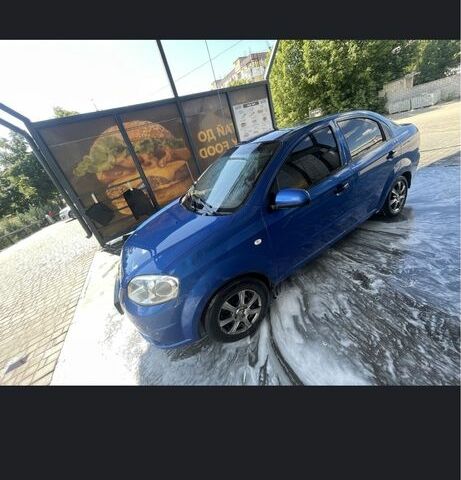 Синий Шевроле Авео, объемом двигателя 0 л и пробегом 300 тыс. км за 3300 $, фото 1 на Automoto.ua