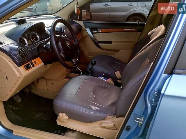 Синий Шевроле Авео, объемом двигателя 1.6 л и пробегом 190 тыс. км за 5300 $, фото 9 на Automoto.ua