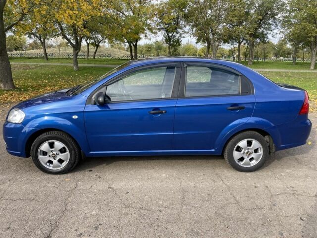 Синій Шевроле Авео, об'ємом двигуна 1.5 л та пробігом 165 тис. км за 4900 $, фото 1 на Automoto.ua