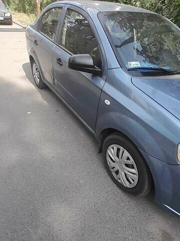 Синій Шевроле Авео, об'ємом двигуна 1.1 л та пробігом 244 тис. км за 4200 $, фото 1 на Automoto.ua