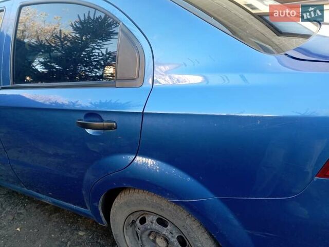 Синій Шевроле Авео, об'ємом двигуна 1.5 л та пробігом 318 тис. км за 2650 $, фото 7 на Automoto.ua