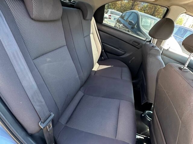 Синий Шевроле Авео, объемом двигателя 1.5 л и пробегом 258 тыс. км за 4500 $, фото 3 на Automoto.ua