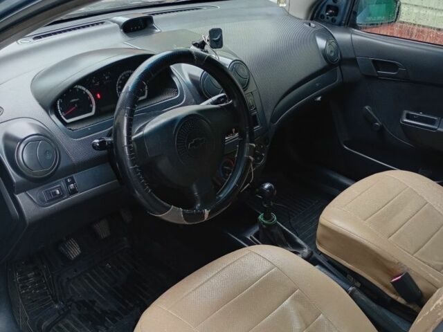 Синий Шевроле Авео, объемом двигателя 1 л и пробегом 300 тыс. км за 3750 $, фото 10 на Automoto.ua