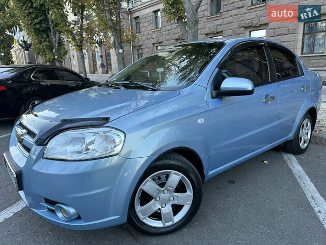 Синий Шевроле Авео, объемом двигателя 1.6 л и пробегом 165 тыс. км за 4199 $, фото 3 на Automoto.ua