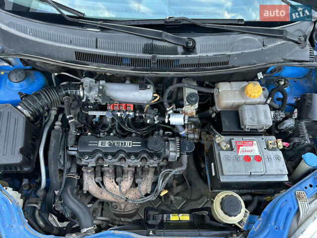 Синий Шевроле Авео, объемом двигателя 1.5 л и пробегом 300 тыс. км за 3499 $, фото 24 на Automoto.ua