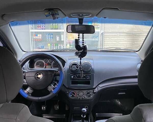Синий Шевроле Авео, объемом двигателя 1.5 л и пробегом 300 тыс. км за 4200 $, фото 14 на Automoto.ua