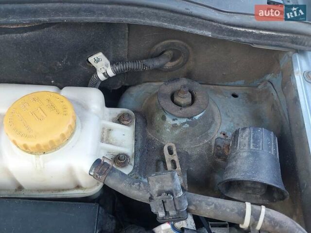 Синий Шевроле Авео, объемом двигателя 1.5 л и пробегом 302 тыс. км за 3450 $, фото 11 на Automoto.ua