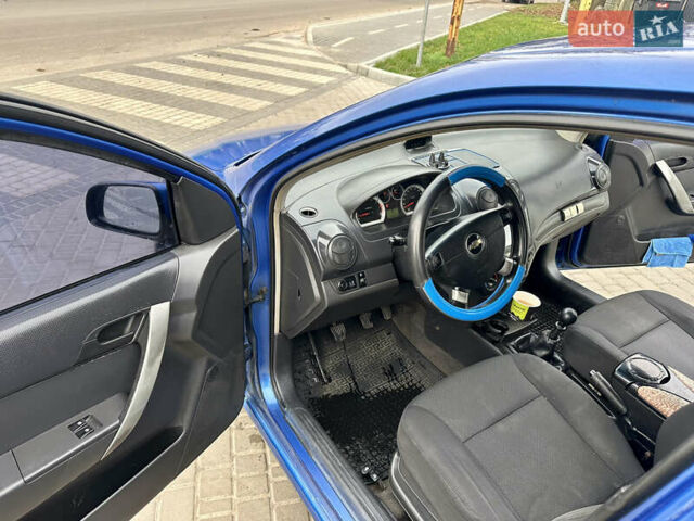 Синий Шевроле Авео, объемом двигателя 1.5 л и пробегом 200 тыс. км за 2999 $, фото 12 на Automoto.ua