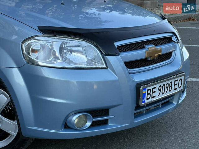 Синий Шевроле Авео, объемом двигателя 1.6 л и пробегом 165 тыс. км за 4199 $, фото 1 на Automoto.ua