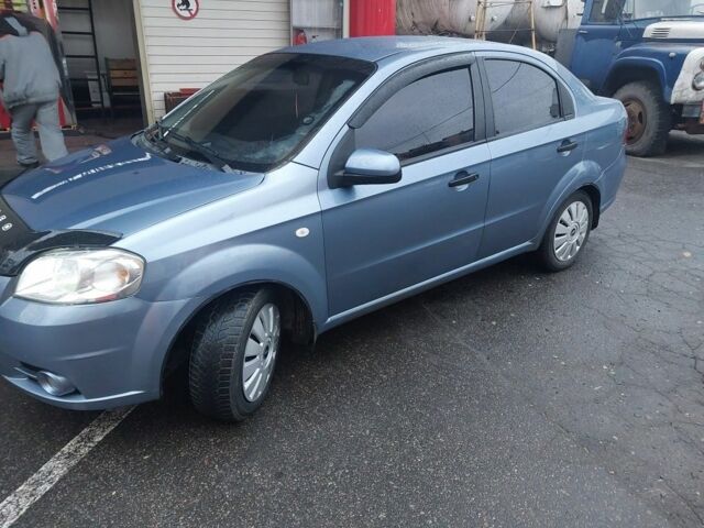 Синій Шевроле Авео, об'ємом двигуна 1.5 л та пробігом 302 тис. км за 3650 $, фото 2 на Automoto.ua