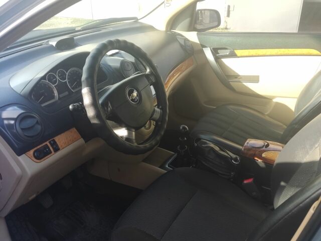 Синий Шевроле Авео, объемом двигателя 1.6 л и пробегом 146 тыс. км за 3650 $, фото 4 на Automoto.ua