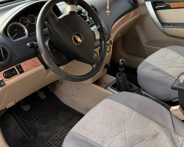 Шевроле Авео 2007 в Кропивницком (Кировограде) на Automoto.ua Синий Шевроле Авео, объемом двигателя 1.6 л и пробегом 197 тыс. км за 3500 $, фото 2 на Automoto.ua