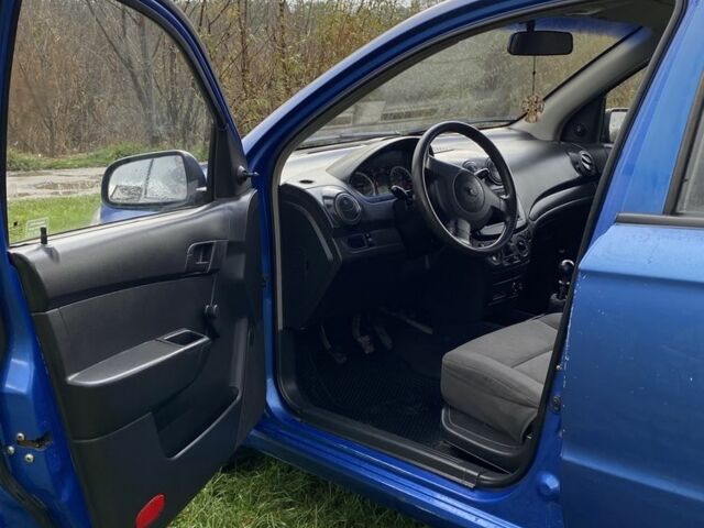 Синий Шевроле Авео, объемом двигателя 1.5 л и пробегом 212 тыс. км за 2450 $, фото 7 на Automoto.ua