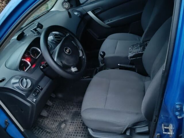Синій Шевроле Авео, об'ємом двигуна 1.5 л та пробігом 300 тис. км за 2500 $, фото 5 на Automoto.ua