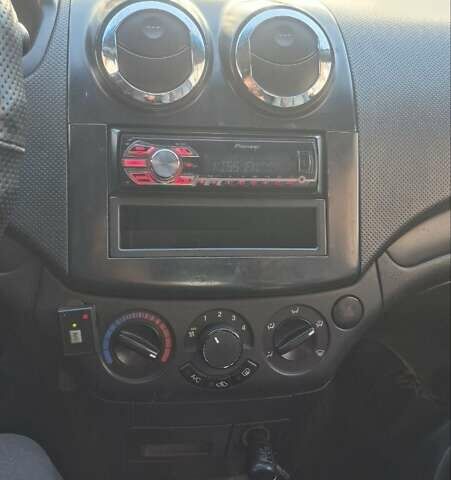 Синій Шевроле Авео, об'ємом двигуна 1.5 л та пробігом 238 тис. км за 2500 $, фото 9 на Automoto.ua