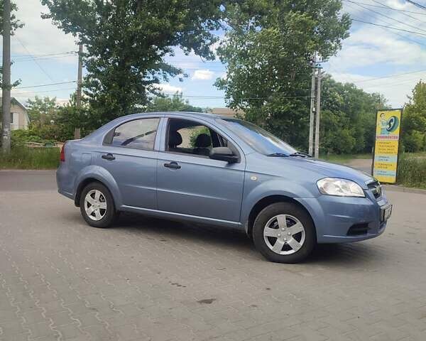 Синій Шевроле Авео, об'ємом двигуна 1.5 л та пробігом 197 тис. км за 3500 $, фото 1 на Automoto.ua