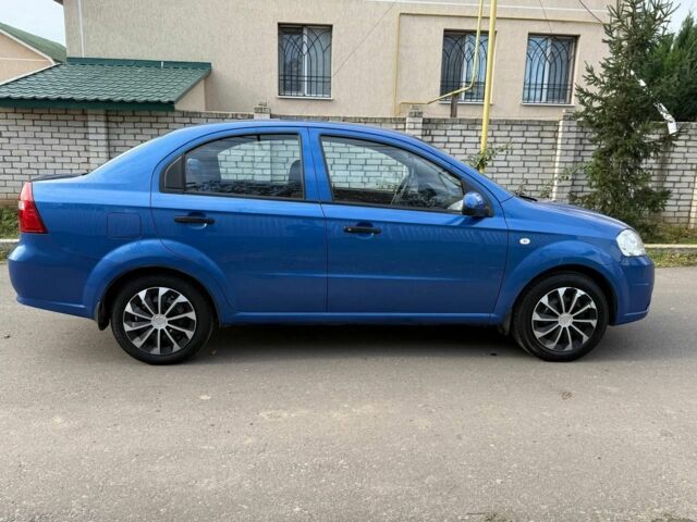 Синий Шевроле Авео, объемом двигателя 1.5 л и пробегом 188 тыс. км за 2900 $, фото 1 на Automoto.ua
