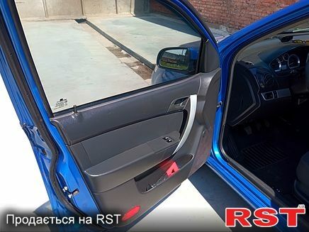 Синий Шевроле Авео, объемом двигателя 1.5 л и пробегом 215 тыс. км за 4000 $, фото 5 на Automoto.ua