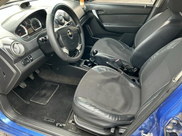 Синий Шевроле Авео, объемом двигателя 1.5 л и пробегом 319 тыс. км за 3999 $, фото 8 на Automoto.ua