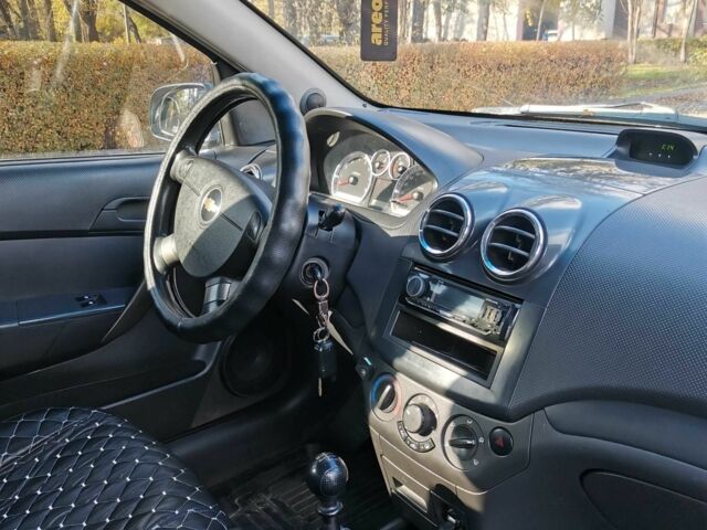 Синий Шевроле Авео, объемом двигателя 1.5 л и пробегом 207 тыс. км за 4200 $, фото 6 на Automoto.ua