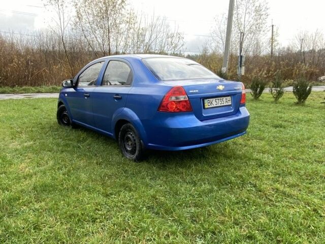 Синий Шевроле Авео, объемом двигателя 1.5 л и пробегом 212 тыс. км за 2450 $, фото 2 на Automoto.ua