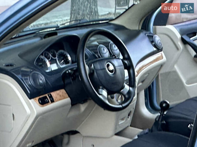 Синий Шевроле Авео, объемом двигателя 1.6 л и пробегом 165 тыс. км за 4199 $, фото 21 на Automoto.ua