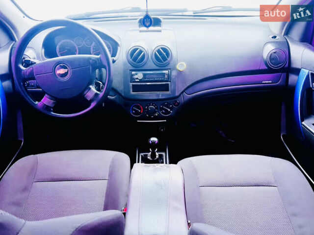 Синий Шевроле Авео, объемом двигателя 1.5 л и пробегом 151 тыс. км за 3500 $, фото 8 на Automoto.ua