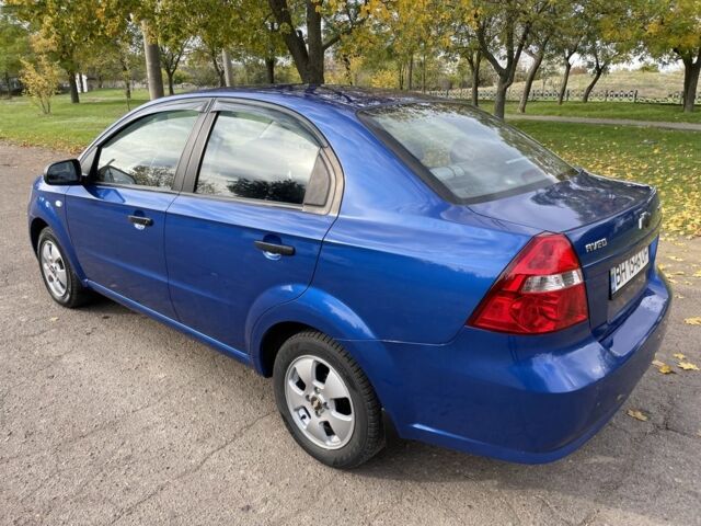 Синій Шевроле Авео, об'ємом двигуна 1.5 л та пробігом 165 тис. км за 4900 $, фото 3 на Automoto.ua