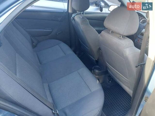 Синий Шевроле Авео, объемом двигателя 1.5 л и пробегом 302 тыс. км за 3450 $, фото 5 на Automoto.ua