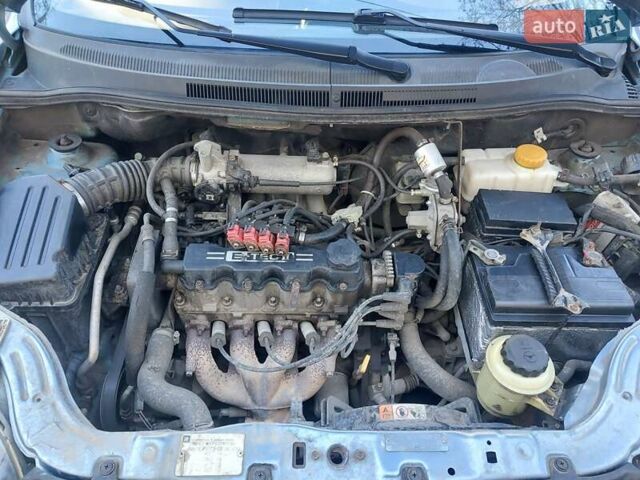 Синий Шевроле Авео, объемом двигателя 1.5 л и пробегом 302 тыс. км за 3450 $, фото 13 на Automoto.ua