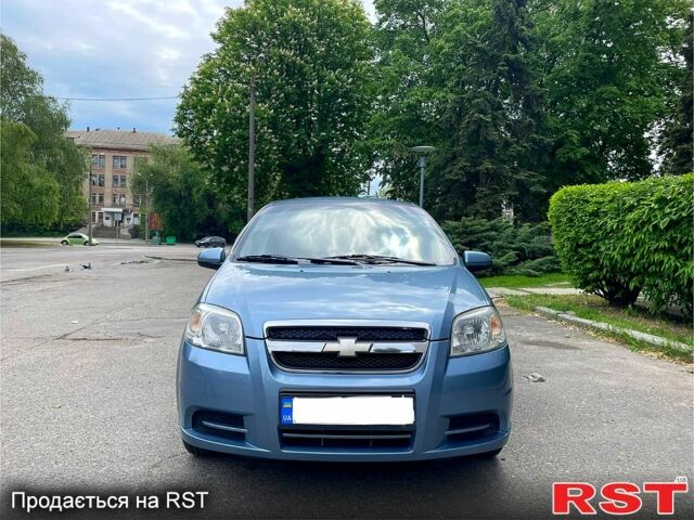 Синий Шевроле Авео, объемом двигателя 1.4 л и пробегом 144 тыс. км за 4999 $, фото 2 на Automoto.ua