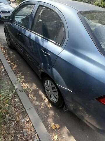 Синій Шевроле Авео, об'ємом двигуна 1.1 л та пробігом 244 тис. км за 4200 $, фото 3 на Automoto.ua