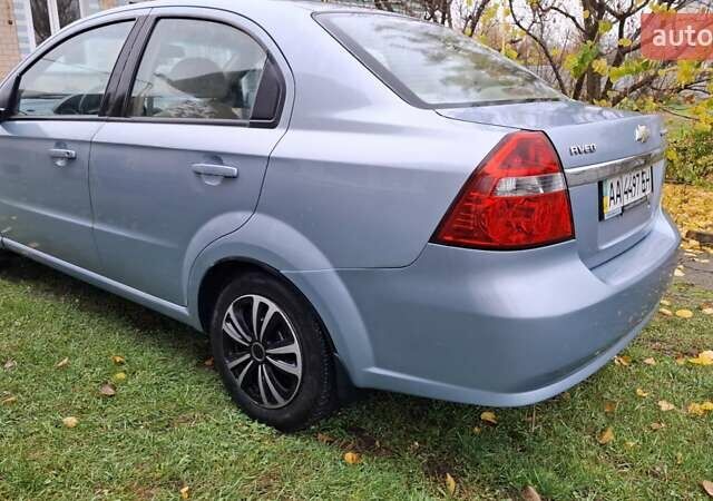 Синий Шевроле Авео, объемом двигателя 1.6 л и пробегом 312 тыс. км за 2600 $, фото 5 на Automoto.ua