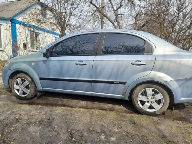 Синий Шевроле Авео, объемом двигателя 1.6 л и пробегом 275 тыс. км за 3500 $, фото 1 на Automoto.ua