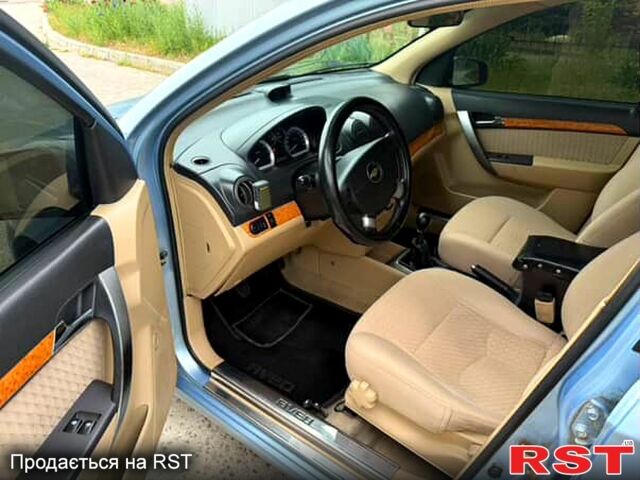 Синий Шевроле Авео, объемом двигателя 1.6 л и пробегом 190 тыс. км за 4200 $, фото 4 на Automoto.ua
