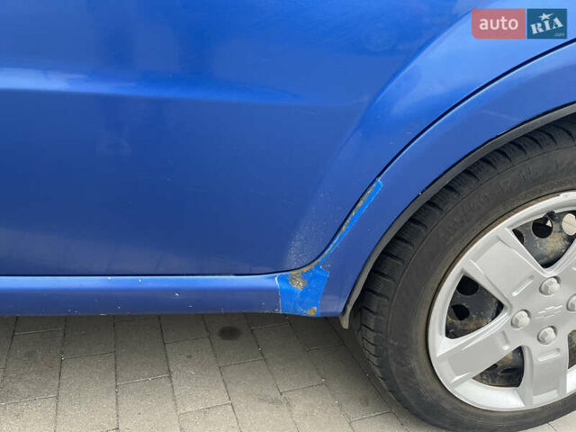 Синий Шевроле Авео, объемом двигателя 1.5 л и пробегом 353 тыс. км за 3600 $, фото 5 на Automoto.ua