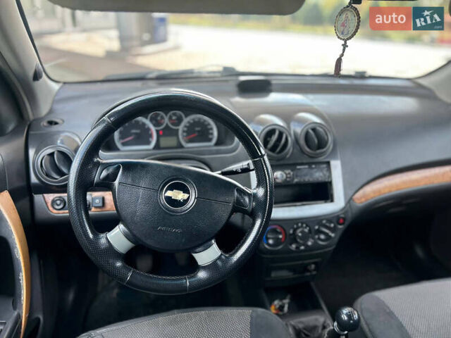 Синий Шевроле Авео, объемом двигателя 1.5 л и пробегом 293 тыс. км за 2499 $, фото 10 на Automoto.ua