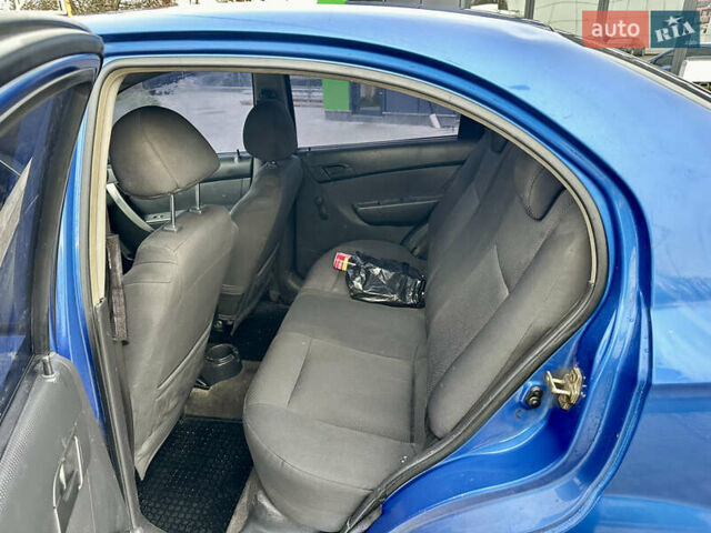 Синий Шевроле Авео, объемом двигателя 1.5 л и пробегом 200 тыс. км за 2999 $, фото 10 на Automoto.ua